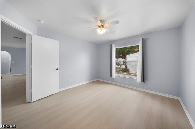 15624 sunny crest LN, Fort Myers, FL 33905