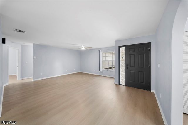 15624 sunny crest LN, Fort Myers, FL 33905