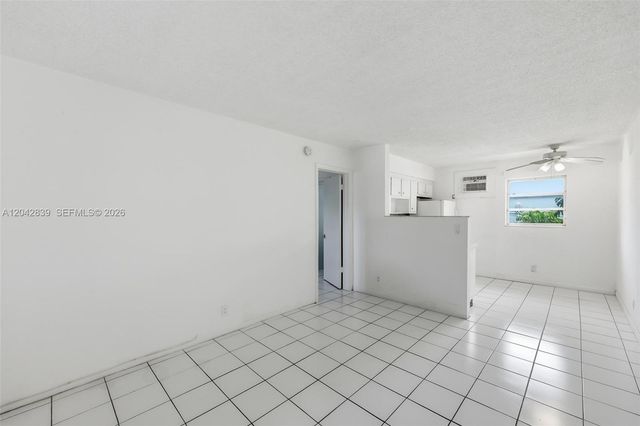 400 SE 31st St 6, Fort Lauderdale, FL 33316