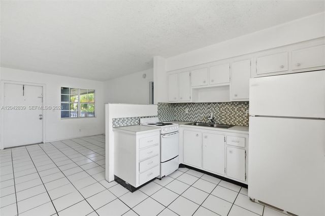 400 SE 31st St 6, Fort Lauderdale, FL 33316