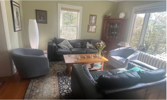 34 Woodcliff Rd, Newton, MA 02461