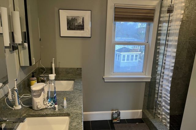 34 Woodcliff Rd, Newton, MA 02461