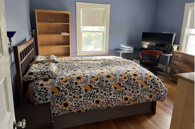 34 Woodcliff Rd, Newton, MA 02461