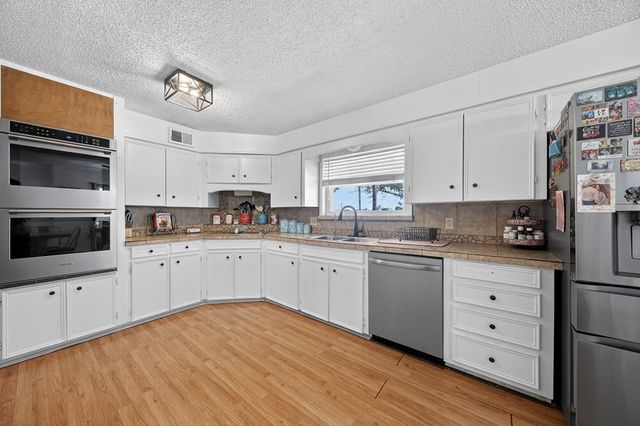 2421 State HWY 137, Stanton, TX 79749