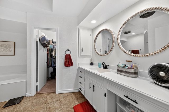 2421 State HWY 137, Stanton, TX 79749