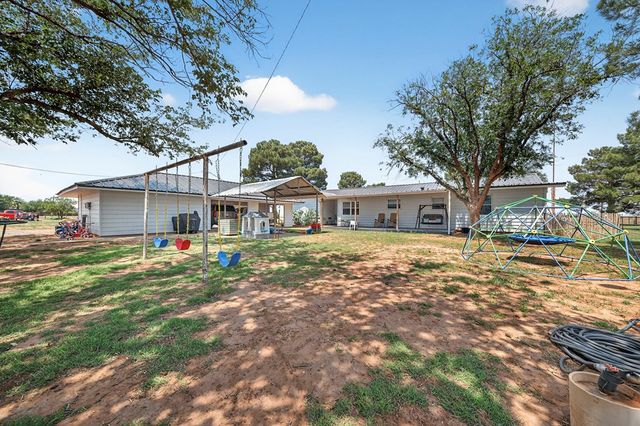 2421 State HWY 137, Stanton, TX 79749