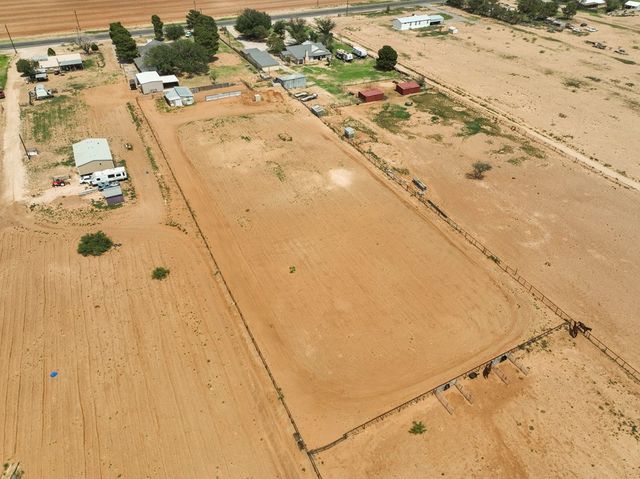 2421 State HWY 137, Stanton, TX 79749