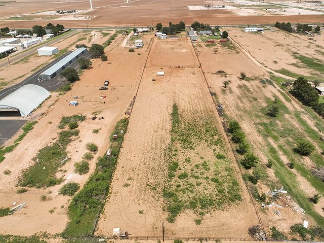 2421 State HWY 137, Stanton, TX 79749