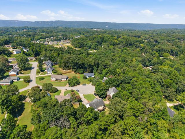 1760 Haleigh Terrace, Soddy Daisy, TN 37379