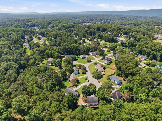 1760 Haleigh Terrace, Soddy Daisy, TN 37379