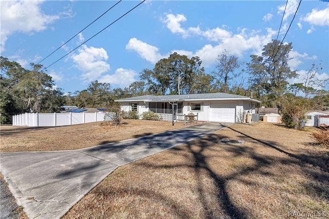 6589 E Harold Lane, Inverness, FL 34452