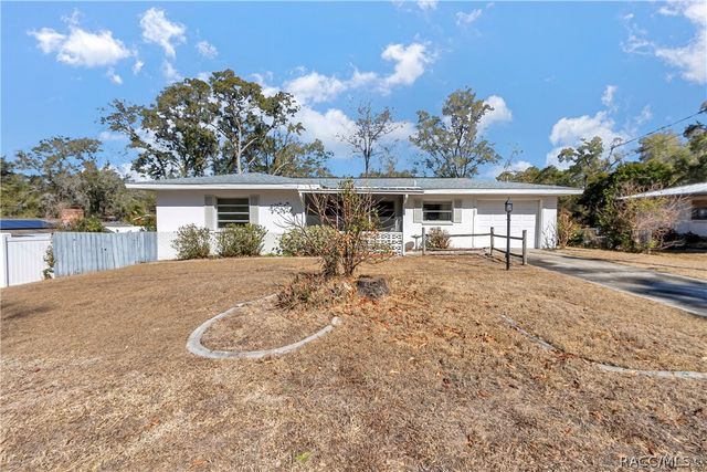 6589 E Harold Lane, Inverness, FL 34452