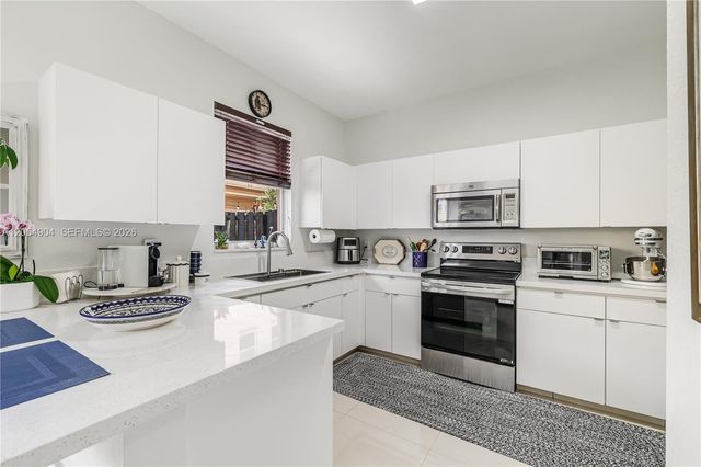 12819 SW 133rd St, Miami, FL 33186