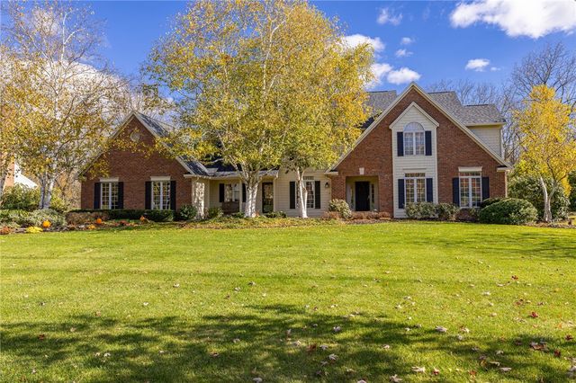 4 Merryhill Lane, Pittsford, NY 14534