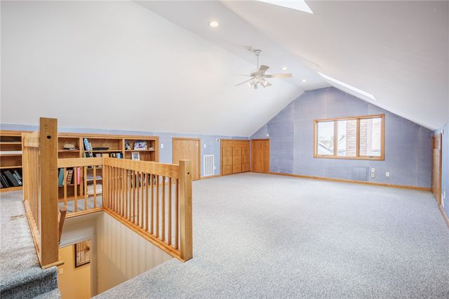 4 Merryhill Lane, Pittsford, NY 14534