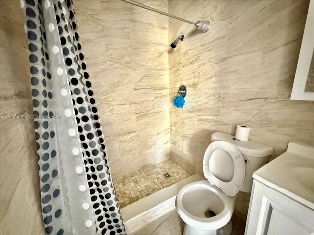 2542 Taft Street, Hollywood, FL 33020