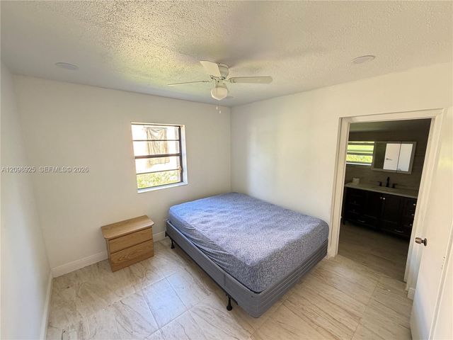 2542 Taft Street, Hollywood, FL 33020