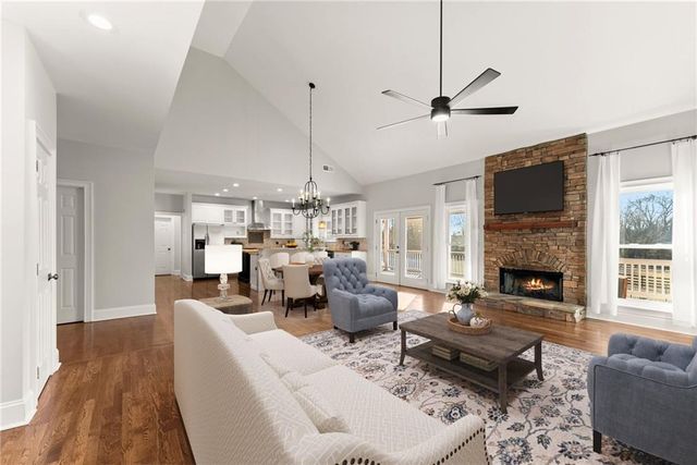 11157 Lewis Braselton Boulevard, Braselton, GA 30517