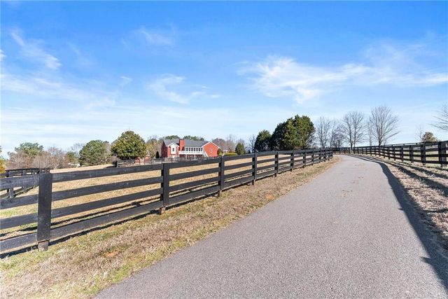 11157 Lewis Braselton Boulevard, Braselton, GA 30517