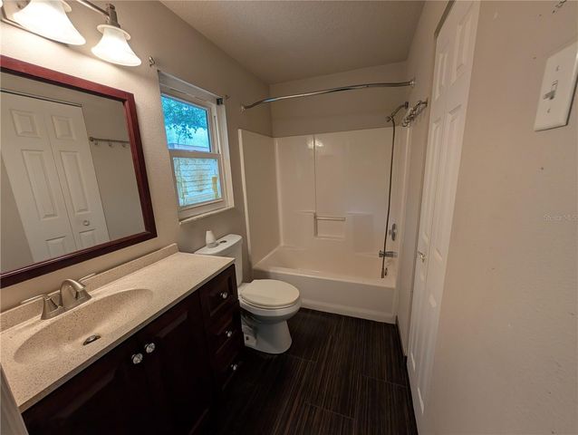 638 N JEFFERSON AVENUE 15, Sarasota, FL 34237