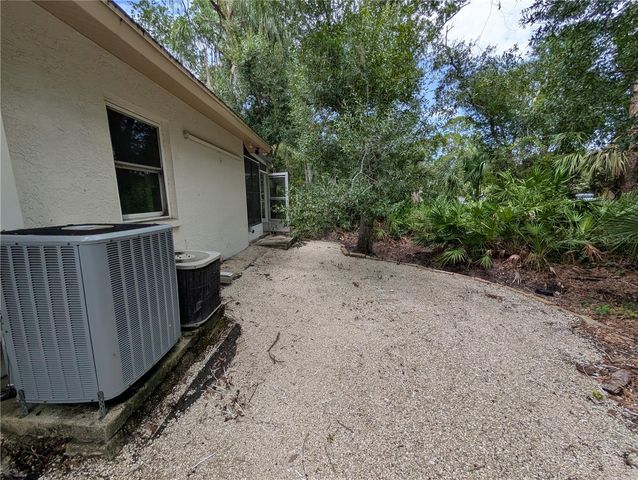 638 N JEFFERSON AVENUE 15, Sarasota, FL 34237