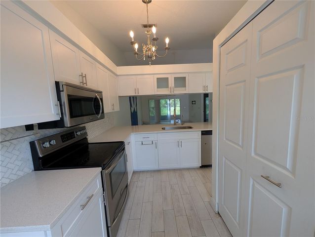 638 N JEFFERSON AVENUE 15, Sarasota, FL 34237