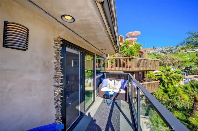 174 Cliff Drive F, Laguna Beach, CA 92651