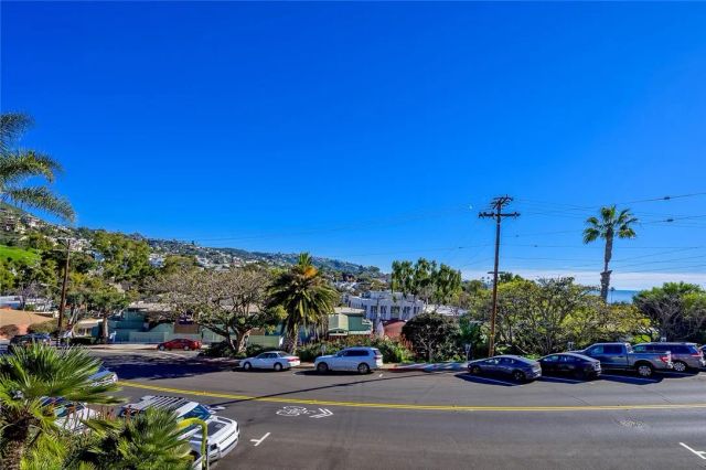 174 Cliff Drive F, Laguna Beach, CA 92651
