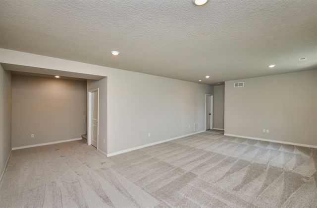 5539 167th Street, Urbandale, IA 50323