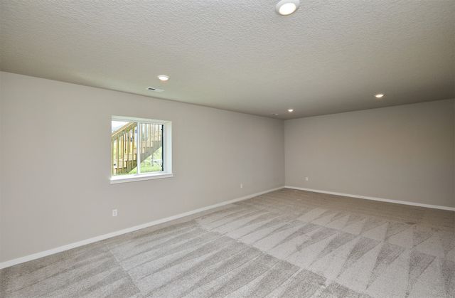 5539 167th Street, Urbandale, IA 50323