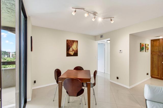 825 Egret Circle 504, Delray Beach, FL 33444