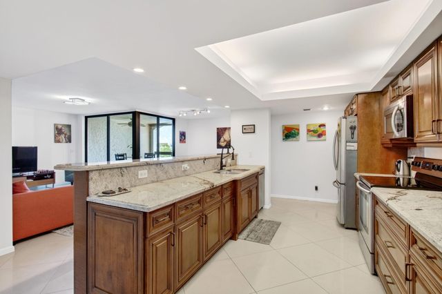 825 Egret Circle 504, Delray Beach, FL 33444