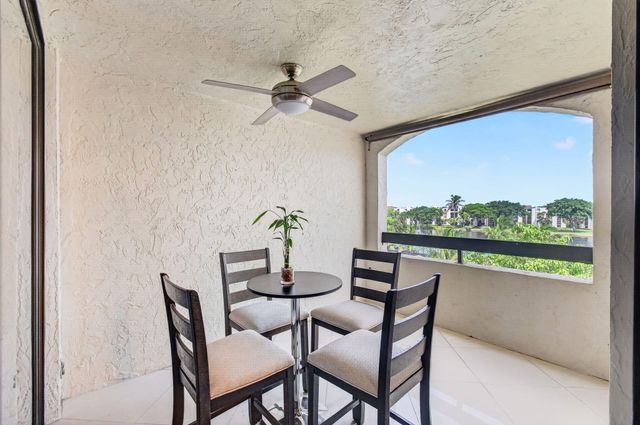 825 Egret Circle 504, Delray Beach, FL 33444