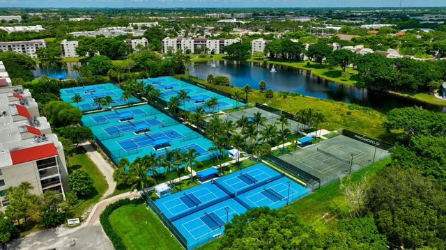825 Egret Circle 504, Delray Beach, FL 33444