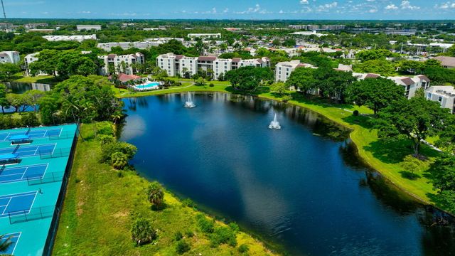 825 Egret Circle 504, Delray Beach, FL 33444