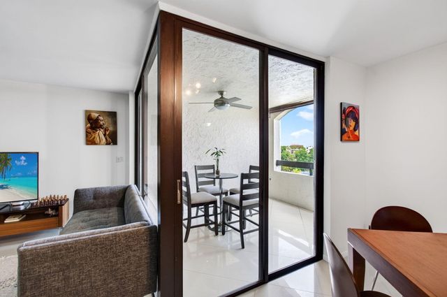 825 Egret Circle 504, Delray Beach, FL 33444