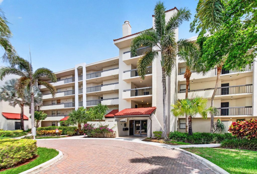 825 Egret Circle 504, Delray Beach, FL 33444
