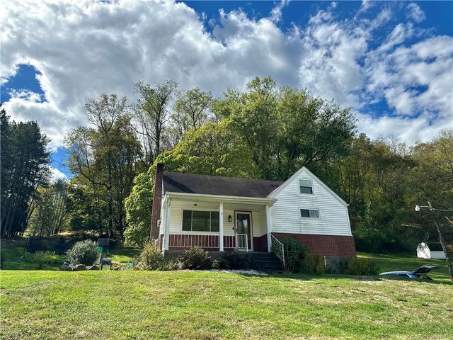 394 Garretts Run Rd, Manor Twp, PA 16201