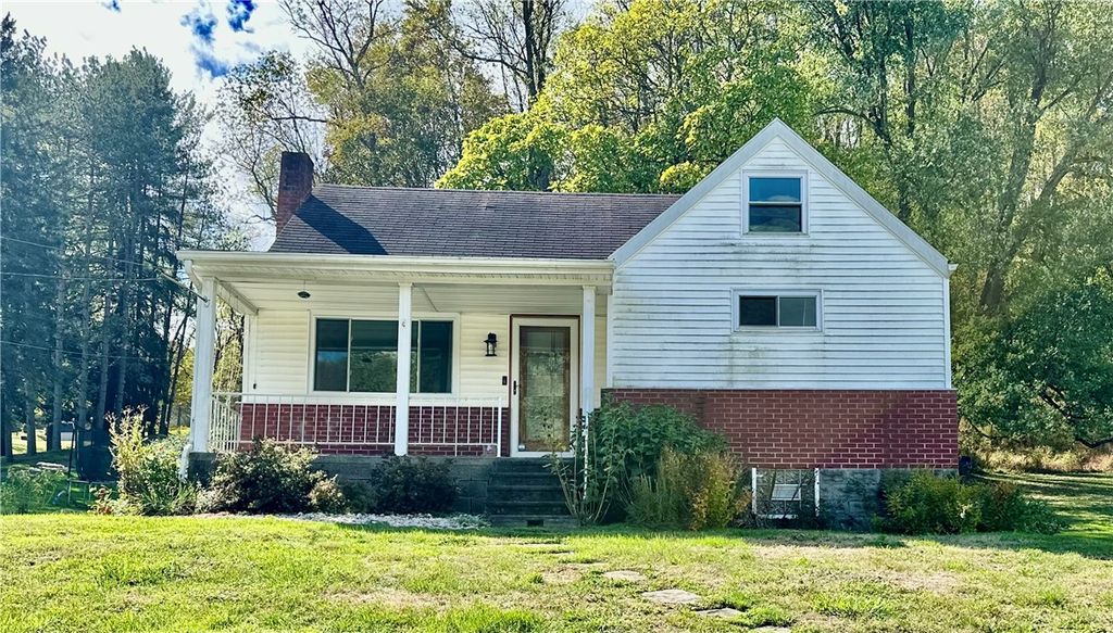 394 Garretts Run Rd, Manor Twp, PA 16201