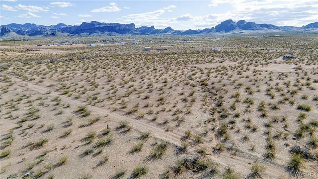 00 Ehrenberg Road, Golden Valley, AZ 86413