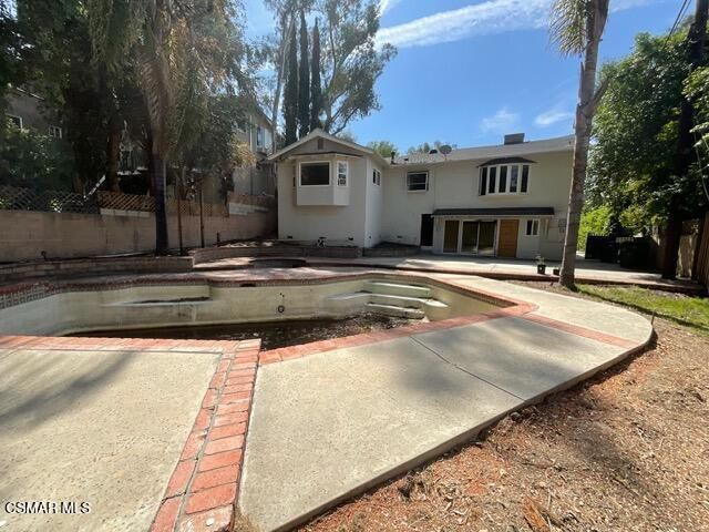 21173 San Miguel Street, Woodland Hills, CA 91364