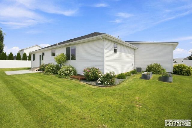 1953 N Mesa Canyon Drive, Idaho Falls, ID 83401