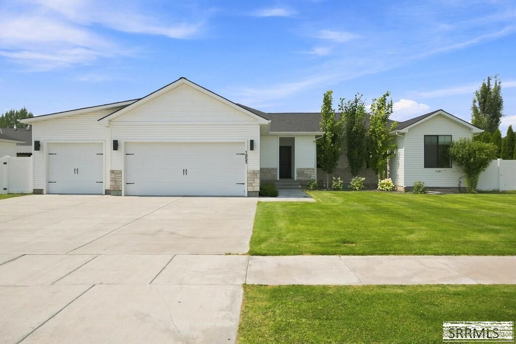 1953 N Mesa Canyon Drive, Idaho Falls, ID 83401