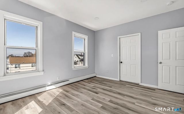 1220 Pembroke Street 3R, Bridgeport, CT 06608