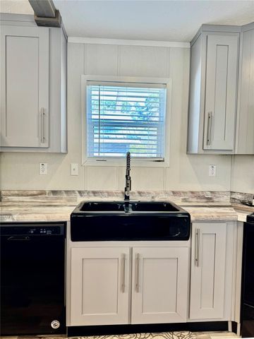 939 Whisperwood Drive, Onalaska, TX 77360
