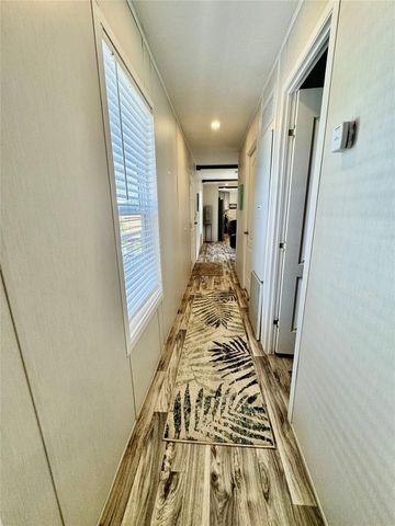 939 Whisperwood Drive, Onalaska, TX 77360
