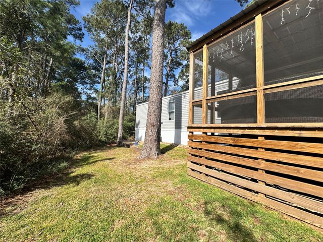 939 Whisperwood Drive, Onalaska, TX 77360