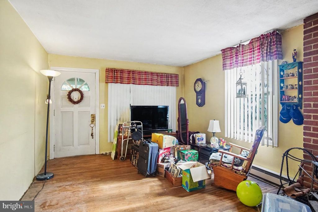 1701 NEW HOPE ST, NORRISTOWN, PA 19401 — photo 4