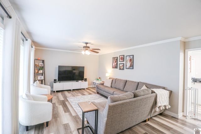 130 Milton Dr, Paducah, KY 42001