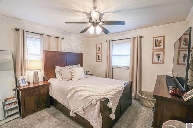 130 Milton Dr, Paducah, KY 42001